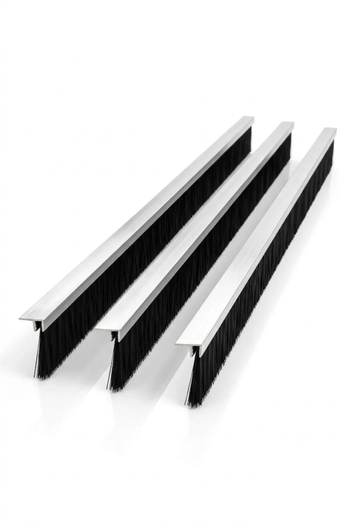 aluminyum-F-tipi-3-lu-100cm-90mm-01 F tipi alüminyum kapı altı fırçası, 100 cm uzunluk ve 90 mm kıl boyu, 3’lü paket