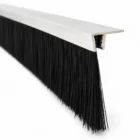 Alüminyum F Tipi Kapı Altı Fırçası 100 cm 40 mm Kıl Boyu 5'li Paket 2 100 cm F tipi alüminyum kapı altı fırçası, 40 mm kıl boyu
