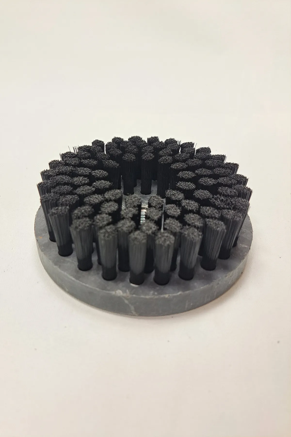 100 mm çapında siyah koltuk yıkama fırçası, 25 mm kıllı ürün
