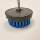 Koltuk Yıkama Fırçası 100 mm Çap 0,30 mm Orta Sert Kıl Mavi 1 Mavi koltuk yıkama fırçası, 100 mm çap ve 30 mm kıl boyu